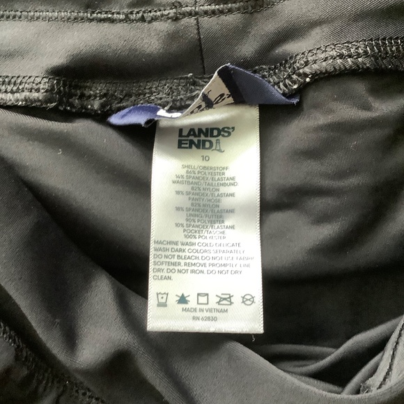 Lands End black swim shorts 10 - Picture 2 of 3